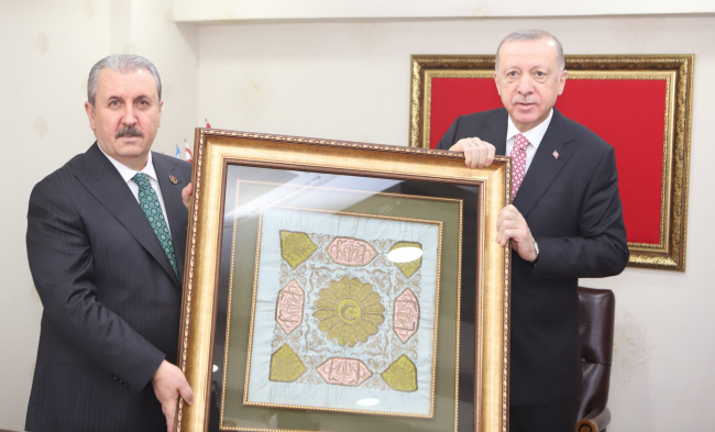 Cumhurbaşkanı Erdoğan, Büyük Birlik Partisi’ni ziyaret etti